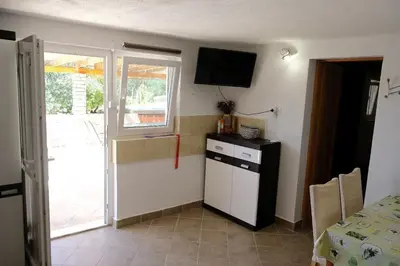 Kuhinja ili čajna kuhinja u objektu House Robinson house