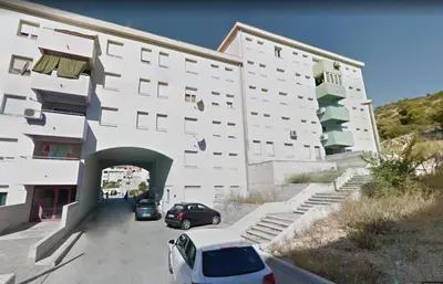 Zgrada u kojoj se nalazi apartman