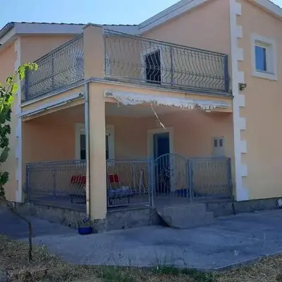OLIVA DOM Čista Mala