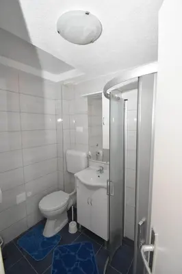 Kupaonica u objektu Apartmani Mihaela