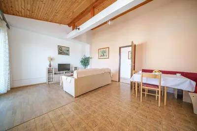 TV i/ili zabavni centar u objektu Apartments Ivka