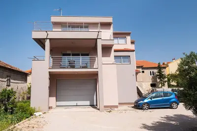 Zgrada u kojoj se nalazi privatni smještaj