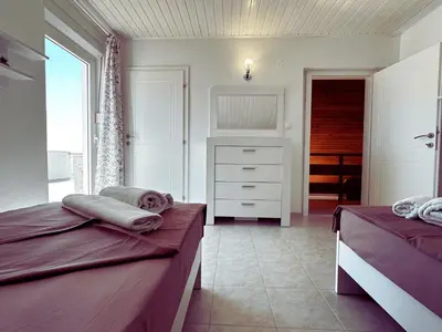 Krevet ili kreveti u jedinici u objektu Apartment in Murter with sea view, terrace, air conditioning, Wifi 5026-3