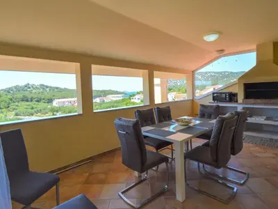 Pogled na planine ili pogled na planine iz apartmana