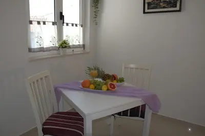 Hrana u apartmanu ili u blizini