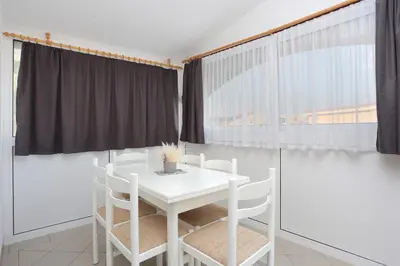 Tlocrt objekta Apartments by the sea Rogoznica - 4162