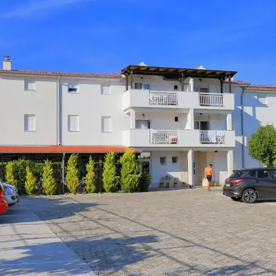 Apartments by the sea Rogoznica - 4162