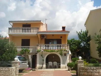 Zgrada u kojoj se nalazi apartman