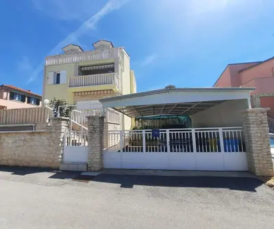 Zgrada u kojoj se nalazi apartman