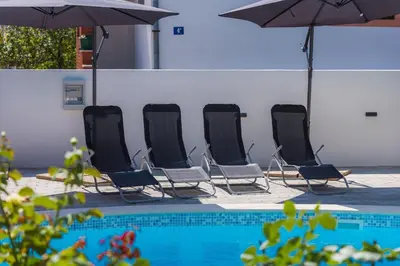 Bazen u objektu Apartments Baldo ili u blizini