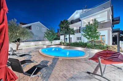 Bazen u objektu Apartments Baldo ili u blizini