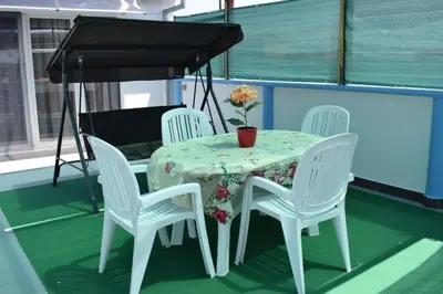 Popločani dio dvorišta ili vanjski dio objekta Apartment in Tribunj with sea view, balcony, air conditioning, W-LAN 5034-2