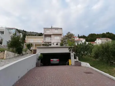 Zgrada u kojoj se nalazi apartman