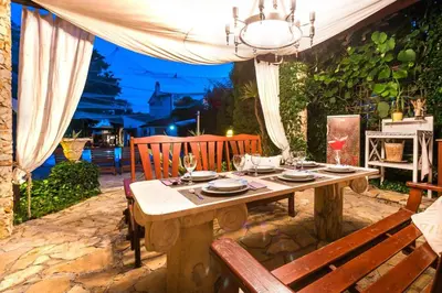 Tlocrt objekta Luxury Villa in Rogoznica with Pool