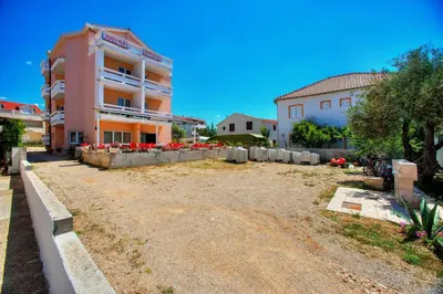 Zgrada u kojoj se nalazi apartman