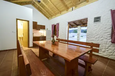 Kuhinja ili čajna kuhinja u objektu Villa Julija