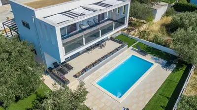 Bazen u objektu Wonderhouse SOVLJA ili u blizini