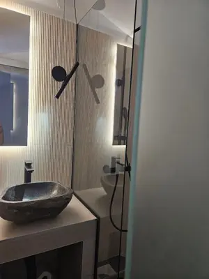 Kupaonica u objektu Cozy Designed & Sea view Apartment SULYE, Zaboric Sibenik