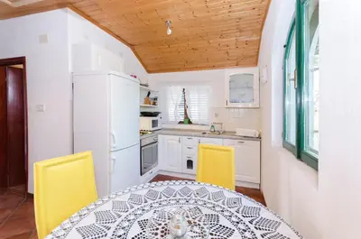 Kuhinja ili čajna kuhinja u objektu Apartments Romic