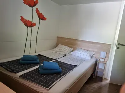 Krevet ili kreveti u jedinici u objektu Mobile home Sea Jezera Village, otok Murter