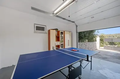 Stolni tenis u objektu Family House Sonja ili u blizini