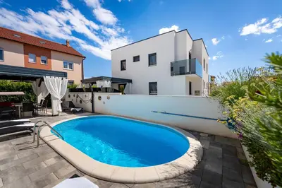 Bazen u objektu Villa Essenza Vita in Vodice near Beach with private pool & pet friendly ili u blizini