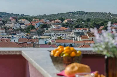 Pogled na planine ili pogled na planine iz apartmana