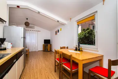 Kuhinja ili čajna kuhinja u objektu Apartments Happy Place