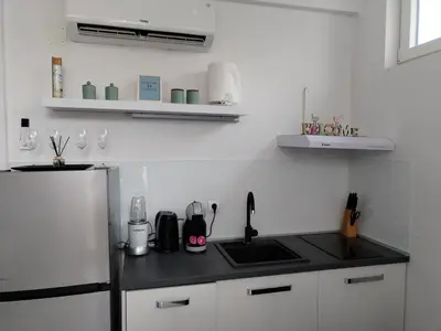 Kuhinja ili čajna kuhinja u objektu Ema