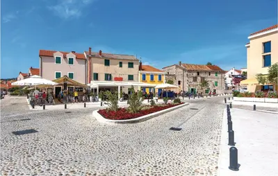 Okolica vikendica ili susjedstvo u blizini