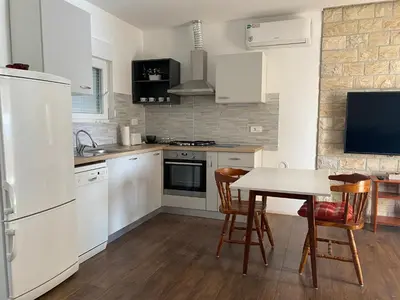 Kuhinja ili čajna kuhinja u objektu Apartman Dante