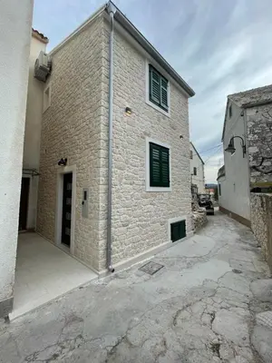 Zgrada u kojoj se nalazi apartman