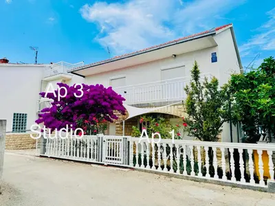 Zgrada u kojoj se nalazi apartman