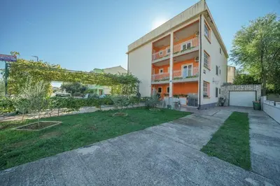 Zgrada u kojoj se nalazi apartman