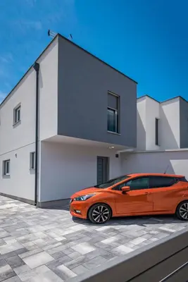 Zgrada u kojoj se nalazi vila
