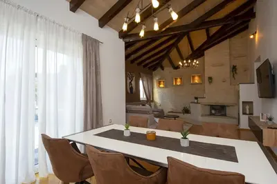 Tlocrt objekta Whitestone Villa