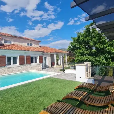 Whitestone Villa
