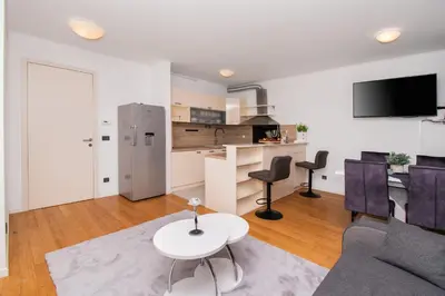 Kuhinja ili čajna kuhinja u objektu Apartment Only love