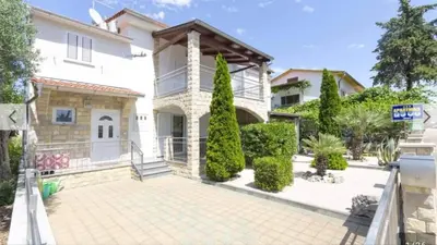Zgrada u kojoj se nalazi apartman
