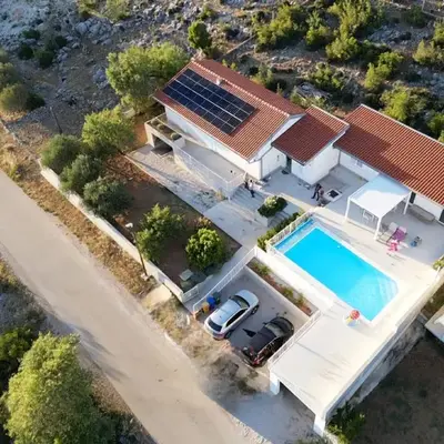 Villa Velim - Stunning view & Heated private pool