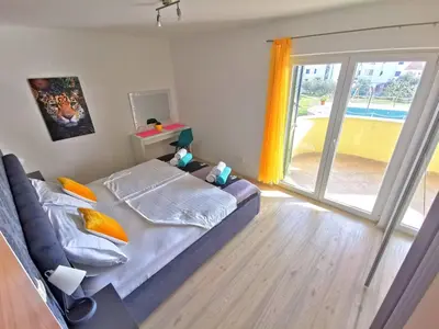 Krevet ili kreveti u jedinici u objektu Apartments CVITA HOLIDAY - Villa NATALI