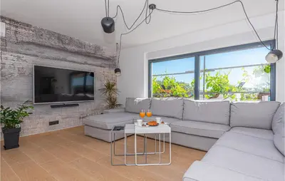 TV i/ili zabavni centar u objektu Gorgeous Home In Sibenik