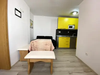 Kuhinja ili čajna kuhinja u objektu Elegant Apartment in Vodice - 53 m² - Near the Sea