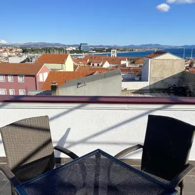 Modern apartment in Vodice with sea view - 48 m².
