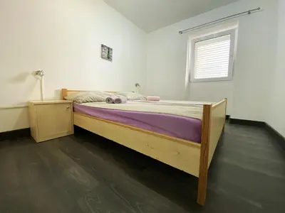 Krevet ili kreveti u jedinici u objektu Enchanting Apartment in Vodice with Sea View Terrace