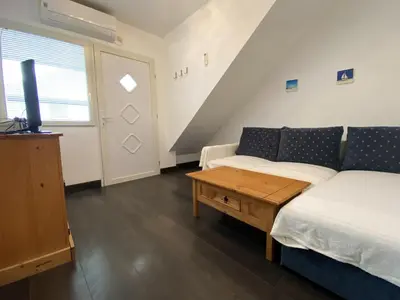 Krevet ili kreveti u jedinici u objektu Enchanting Apartment in Vodice with Sea View Terrace