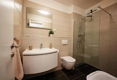 Kupaonica u objektu Sea Front Apartments Ivana
