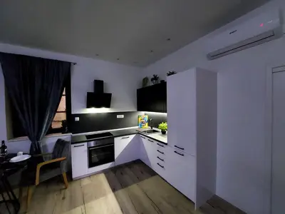Kuhinja ili čajna kuhinja u objektu The V Apartment Šibenik