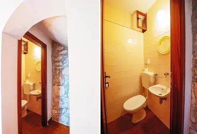 Kupaonica u objektu Traditional Family Home In The Heart Of Dalmatia