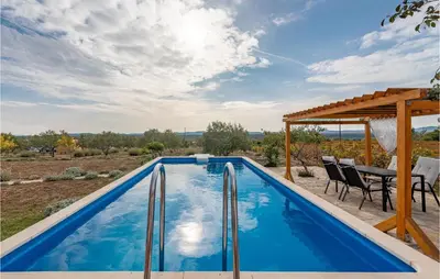 Bazen u objektu Awesome Home In Krkovic With Sauna ili u blizini